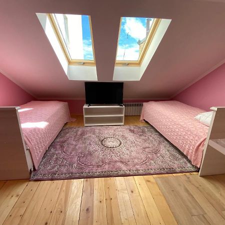 Appartement Аpartment For Lady à TTchernivtsi Extérieur photo